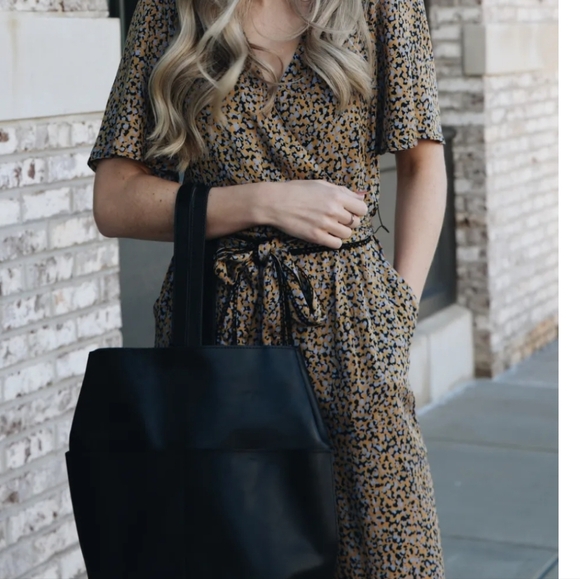 Able Black Leather Tote Bag Backpack Purse - Picture 3 of 9